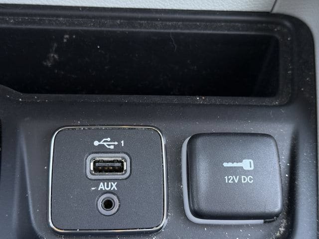 Used 2022 Jeep Cherokee Limited AWD/4WD image 24