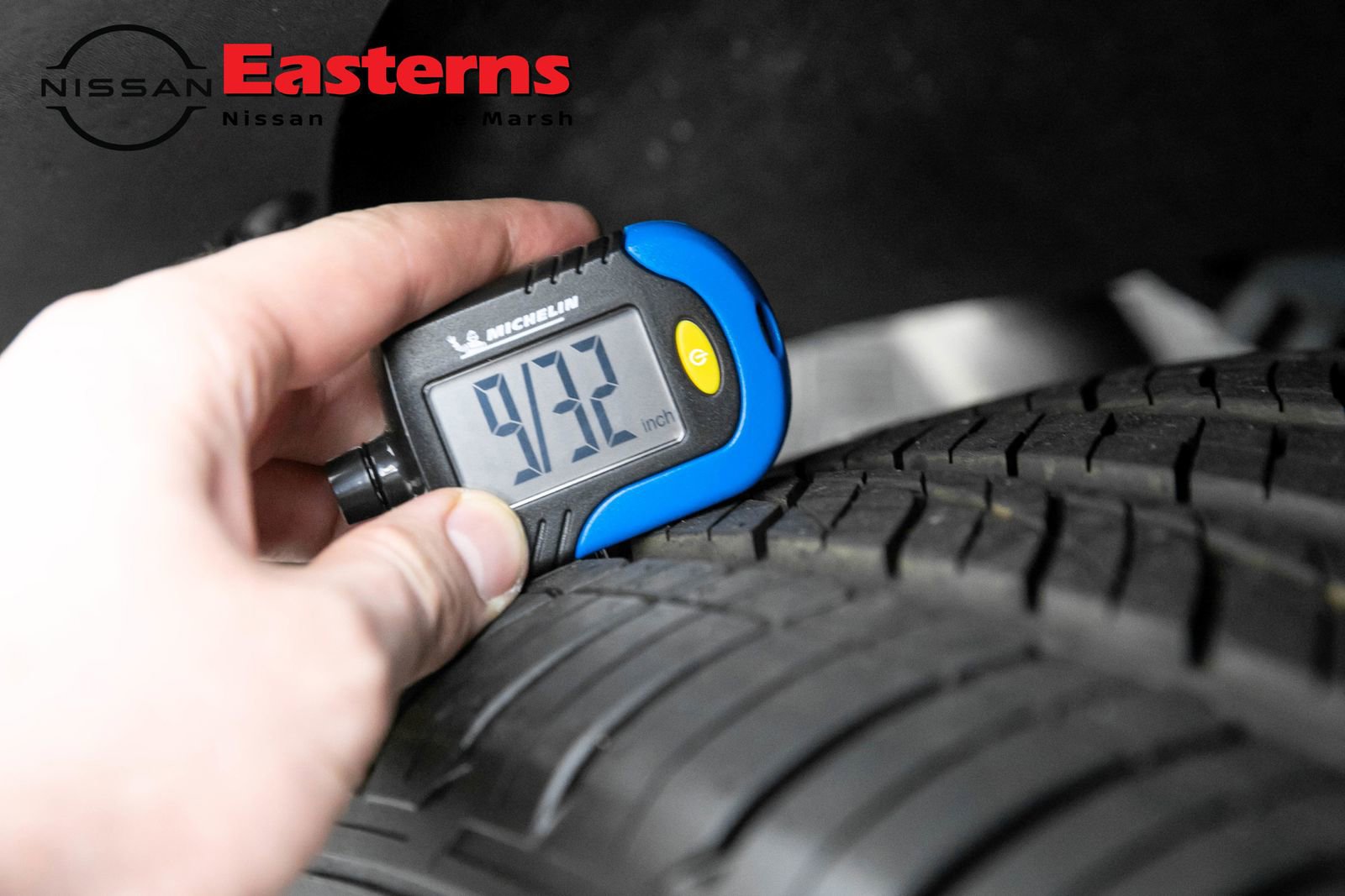 Used 2025 Nissan Pathfinder S image 38