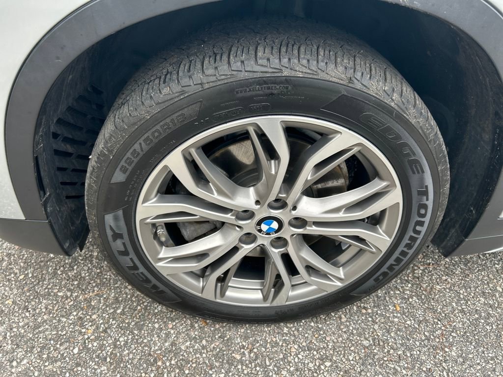 Used 2017 BMW X1 xDrive28i image 12