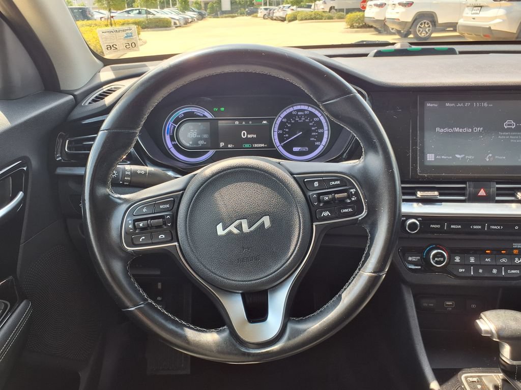 Used 2022 Kia Niro LXS FWD image 25