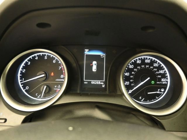 Used 2022 Toyota Camry LE image 14