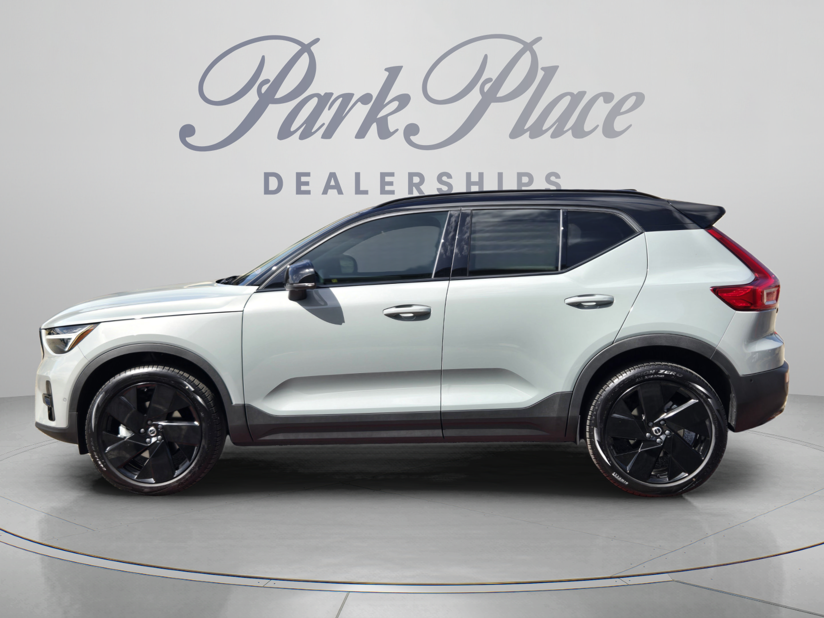 New 2026 Volvo XC40 B5 Ultra w/ Protection Package Premier AWD/4WD image 2