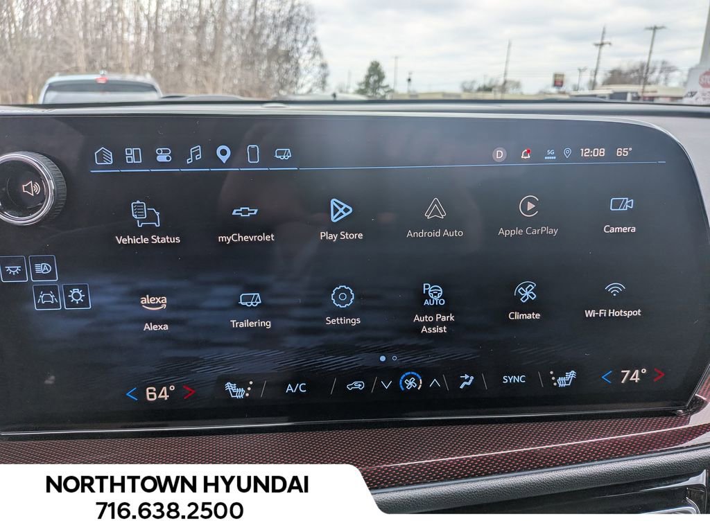 Used 2025 Chevrolet Traverse Z71 w/ Enhanced Driving Package AWD/4WD image 23