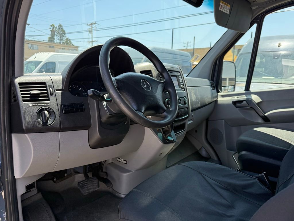 Used 2018 Mercedes-Benz Sprinter 2500 image 10