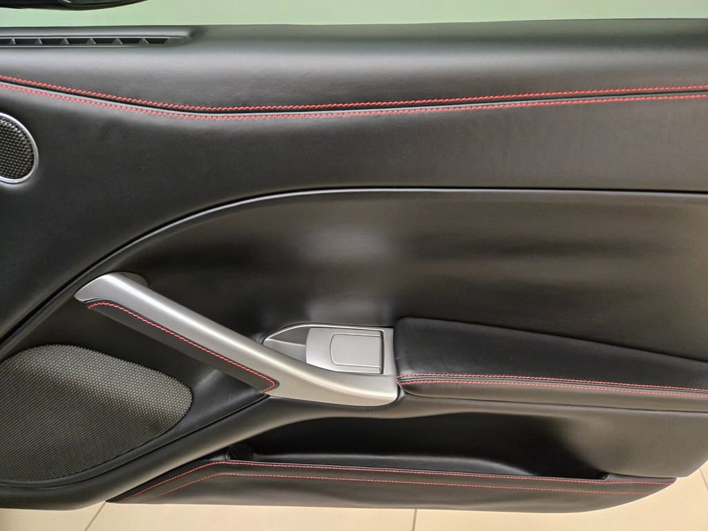 Used 2015 Ferrari F12 Berlinetta image 25