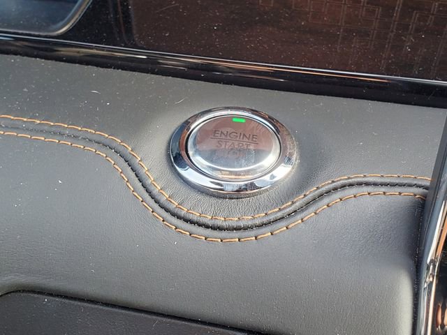 Used 2024 Lincoln Navigator Black Label image 17