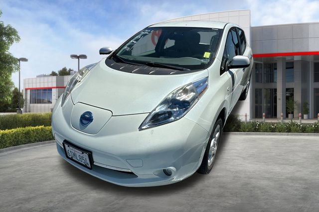 Used 2011 Nissan Leaf FWD image 3