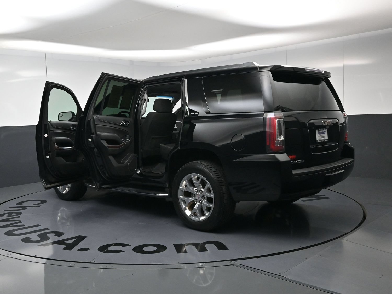 Used 2019 GMC Yukon SLE w/ SLE Value Package AWD/4WD image 28