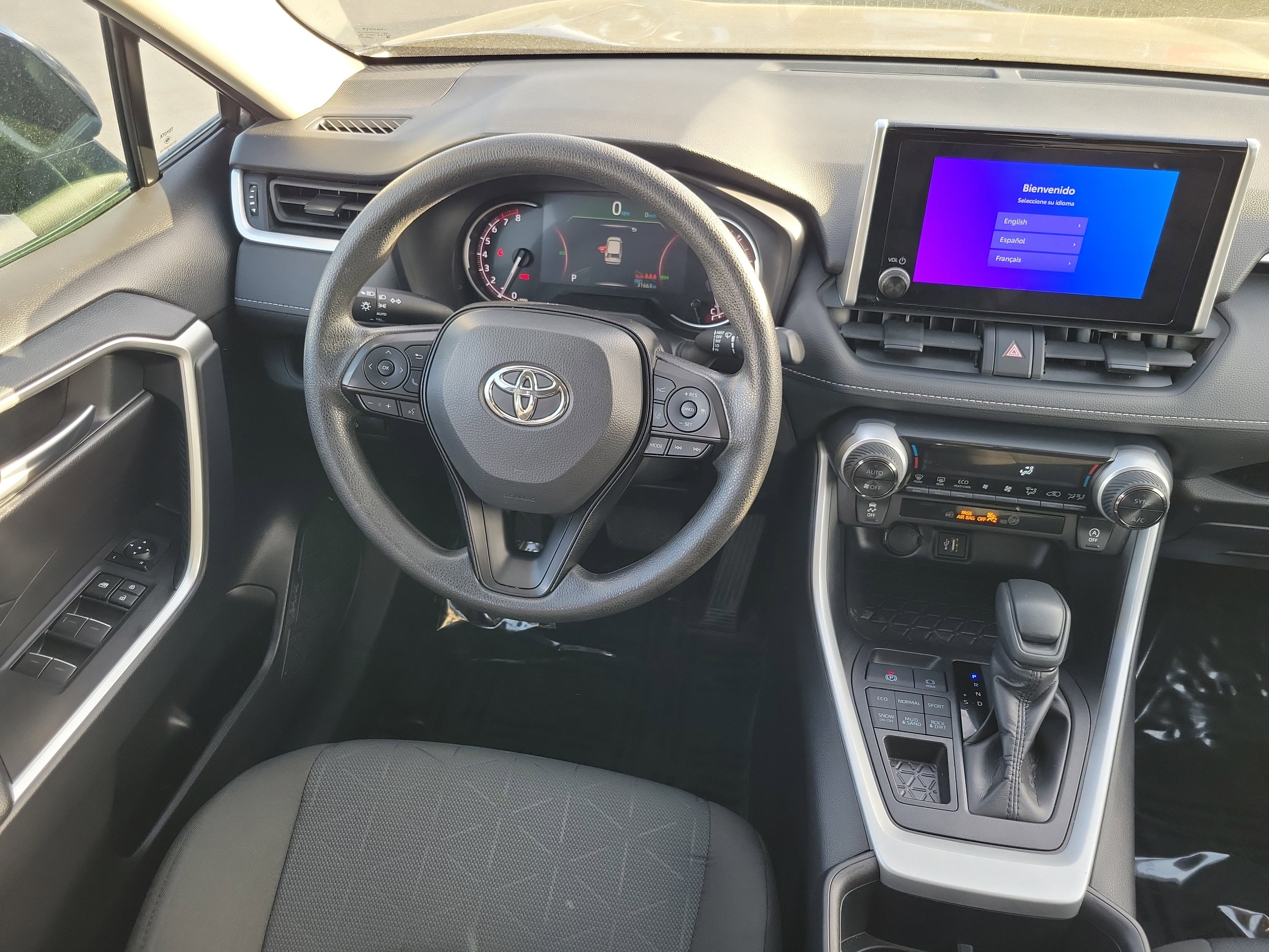 Certified 2025 Toyota RAV4 XLE AWD/4WD image 16