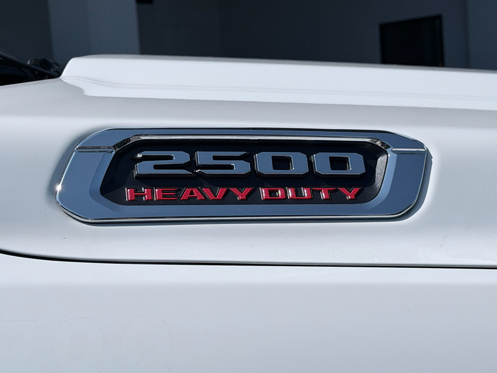 Used 2024 RAM 2500 Laramie AWD/4WD image 10
