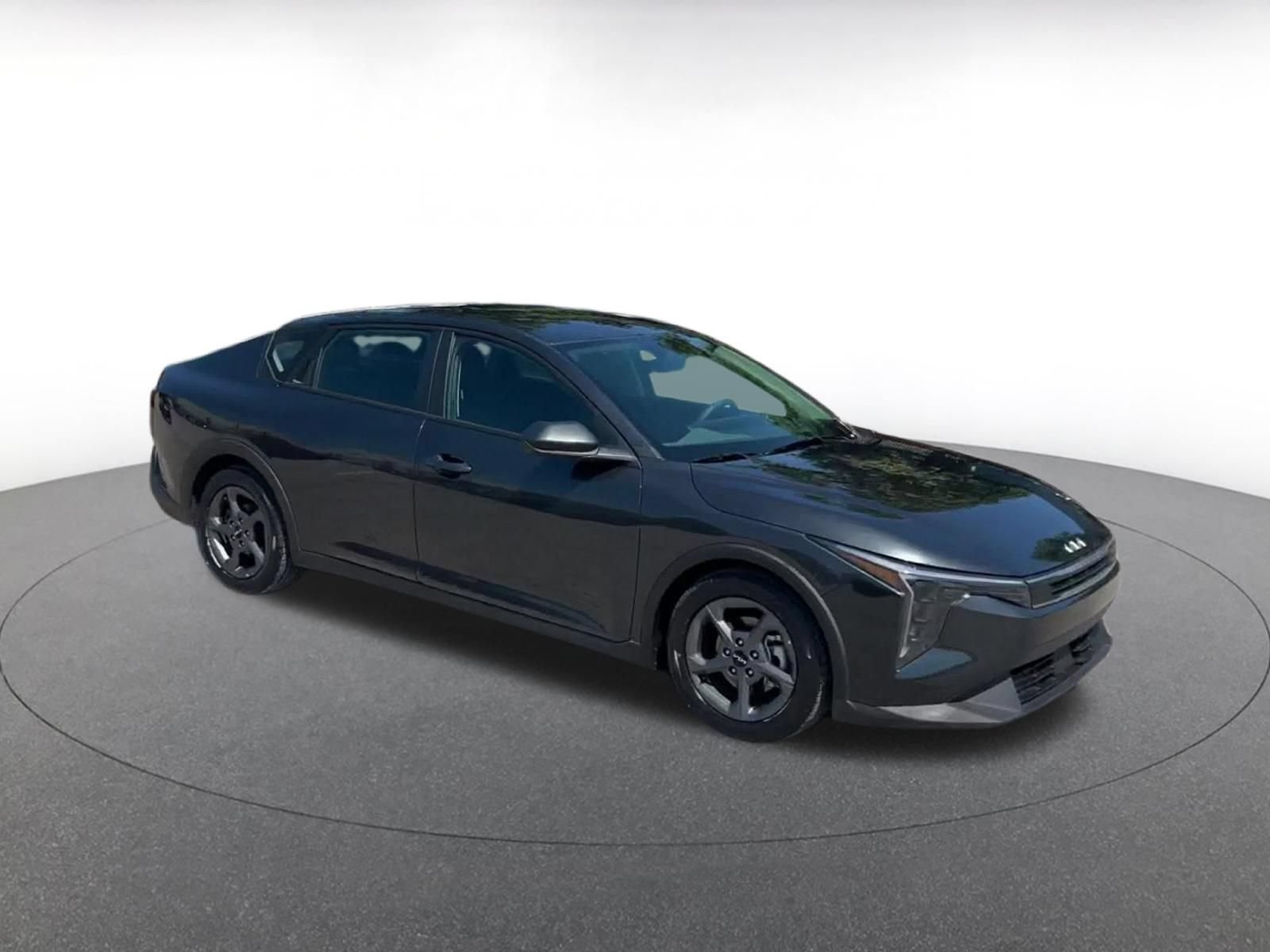 Used 2025 Kia K4 FWD video 2
