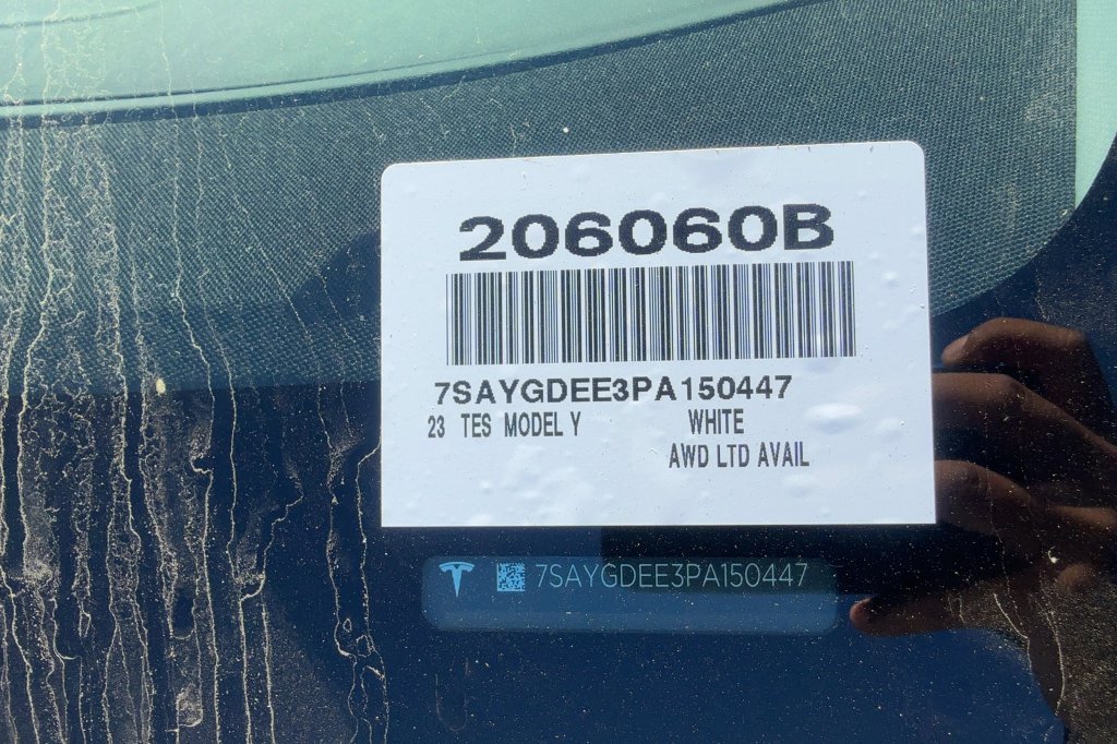 Used 2023 Tesla Model Y Long Range AWD/4WD image 19