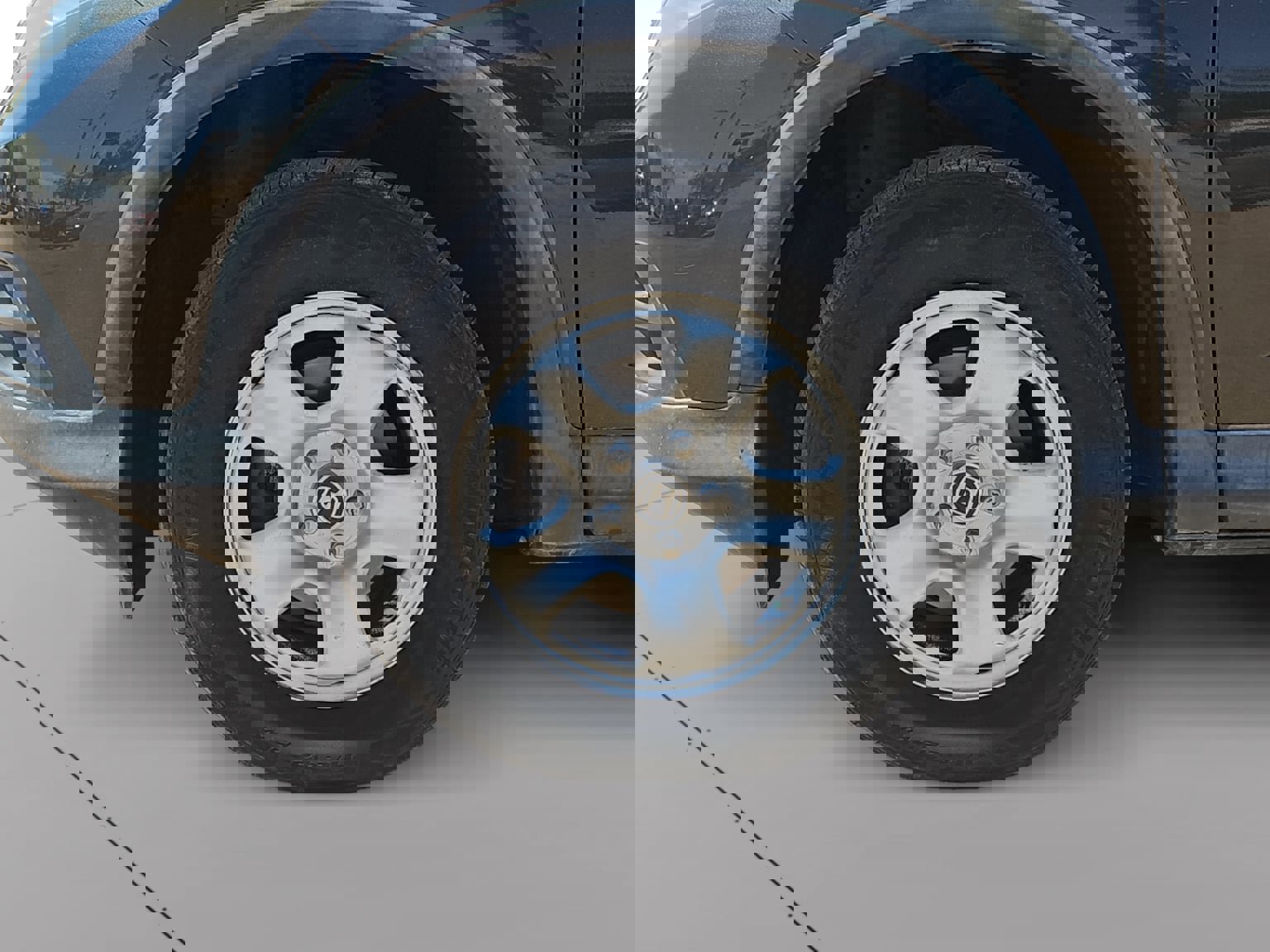 Used 2013 Honda CR-V LX image 9