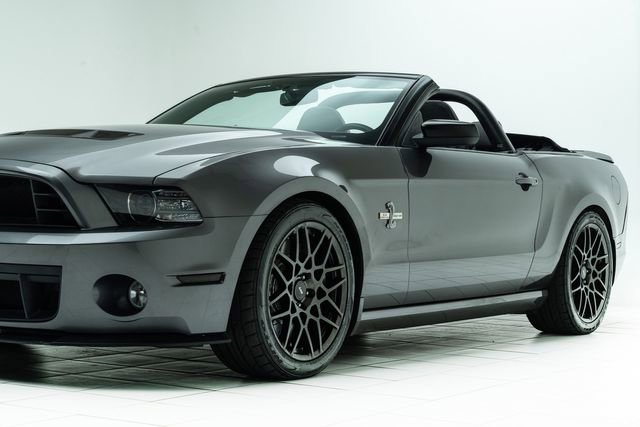 Used 2014 Ford Mustang Shelby GT500 w/ Equipment Group 821A image 8