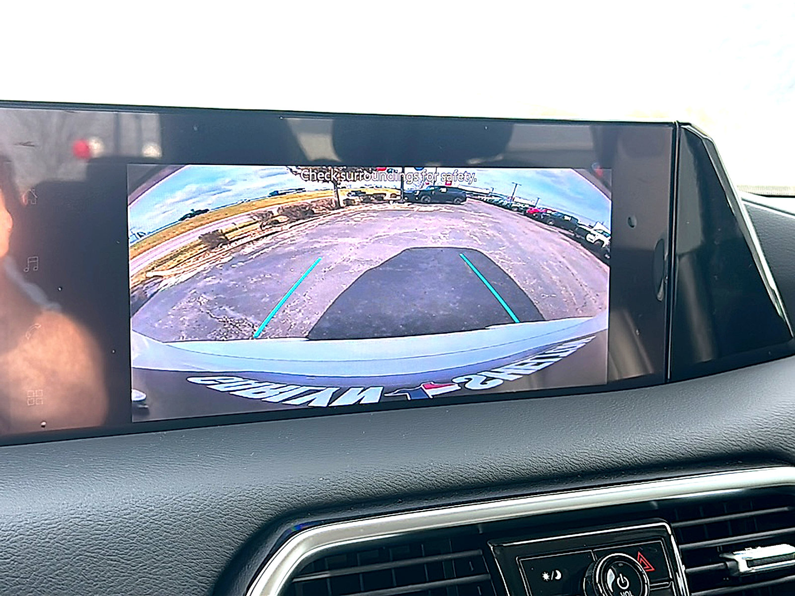 New 2026 Nissan Armada SV image 23