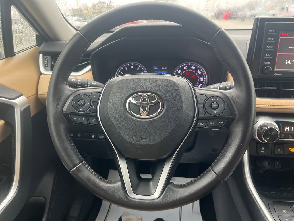 Certified 2020 Toyota RAV4 XLE image 16