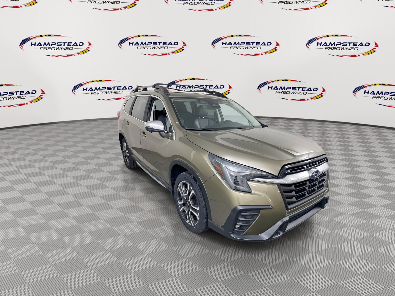 Used 2023 Subaru Ascent Limited w/ Technology Package AWD/4WD image 2