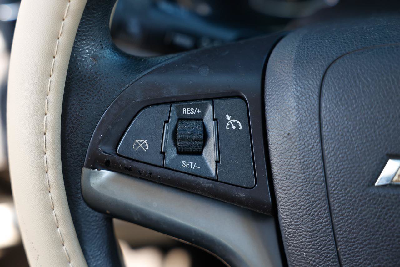 Used 2013 Chevrolet Malibu LT w/ Power Convenience Package FWD image 25