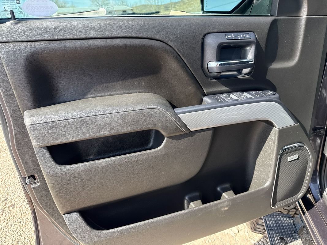 Used 2015 Chevrolet Silverado 2500 LTZ w/ Duramax Plus Package image 23