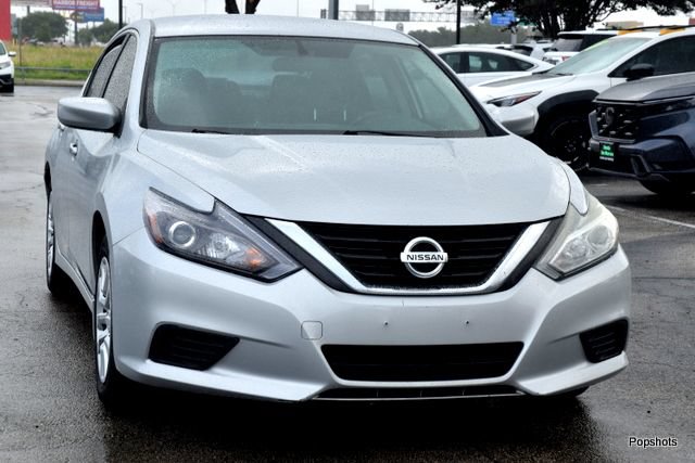 Used 2017 Nissan Altima 2.5 S w/ Power Driver Seat Package FWD image 2