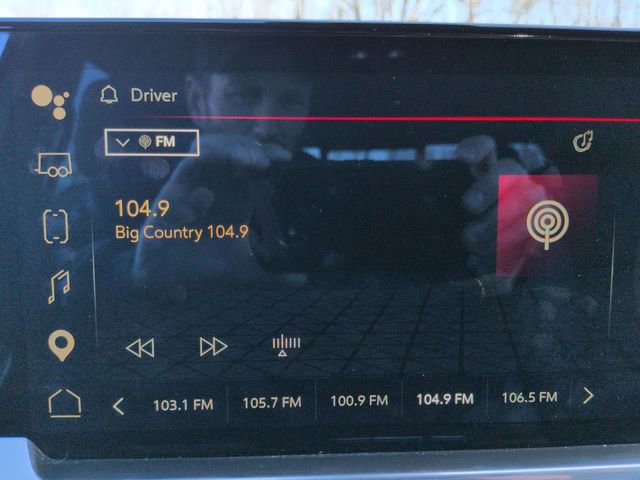 Used 2023 GMC Sierra 1500 SLT w/ SLT Convenience Package image 13