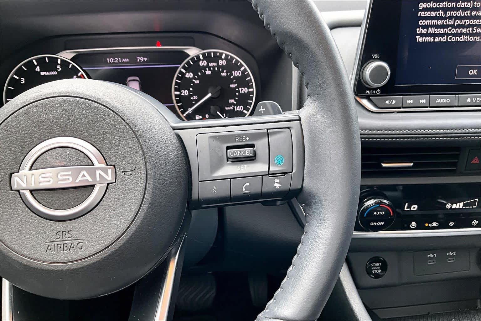 Used 2024 Nissan Rogue SV w/ SV Premium Package AWD/4WD image 23