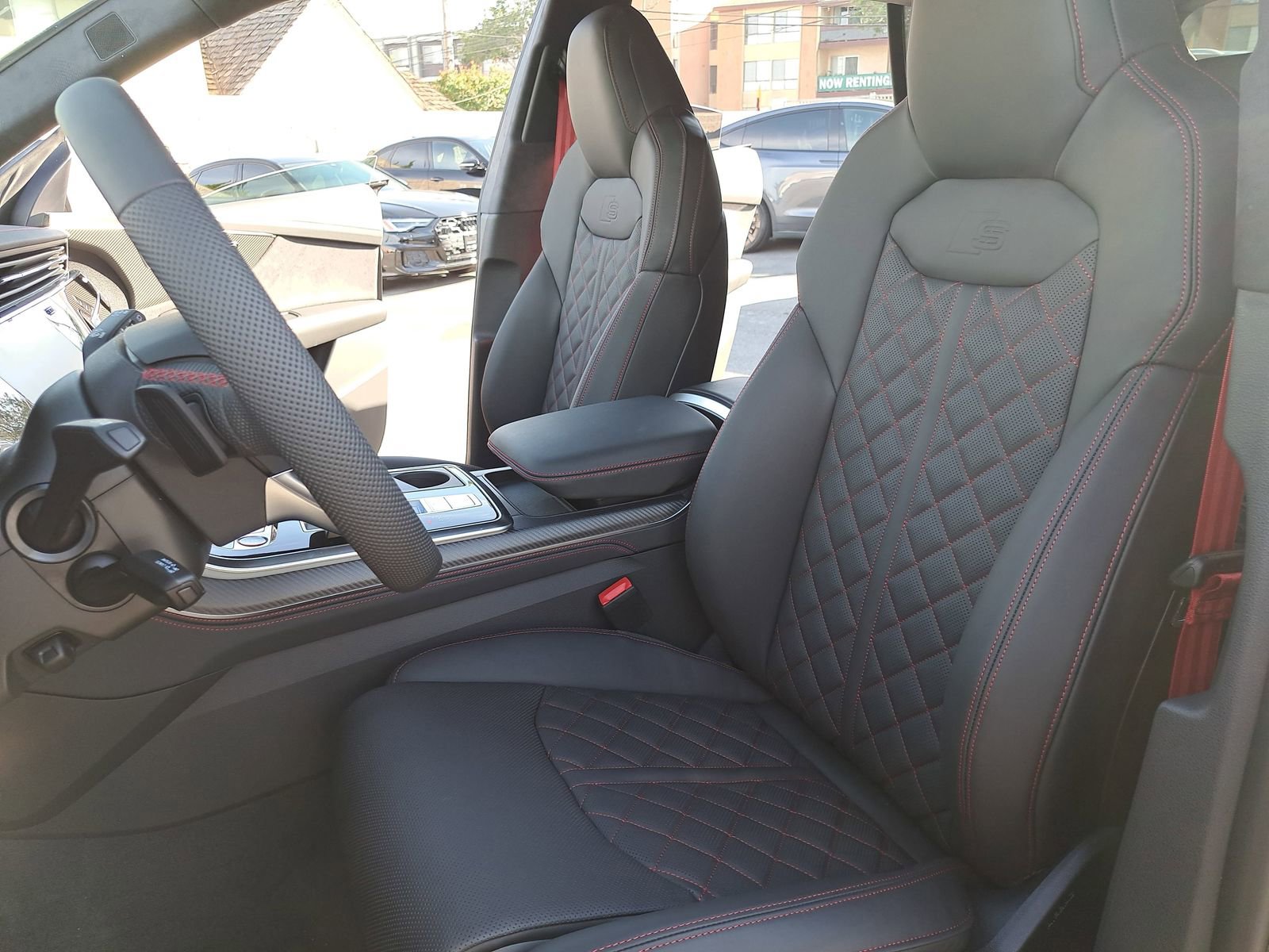 New 2026 Audi SQ8 Prestige image 15