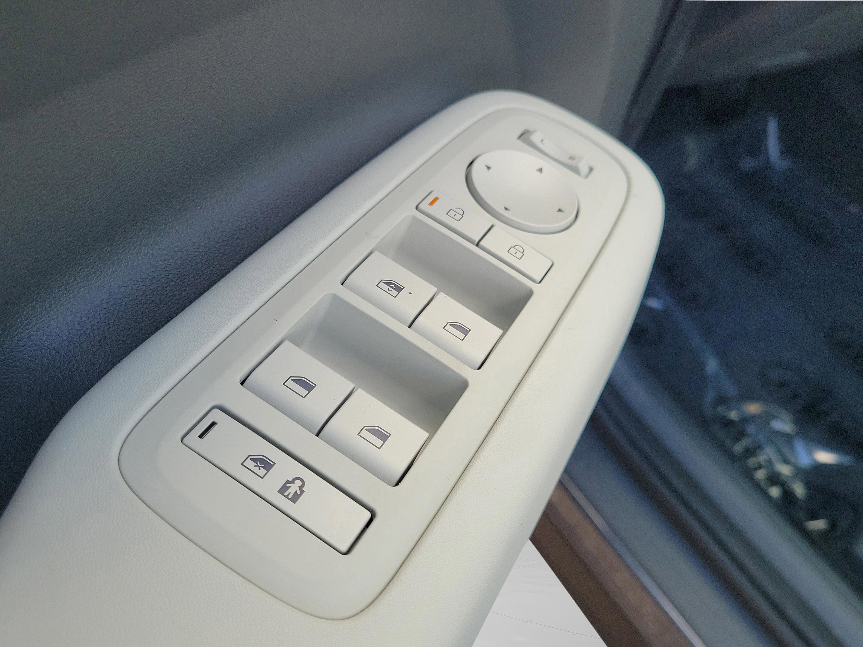 New 2026 Hyundai Santa Fe SE FWD image 28