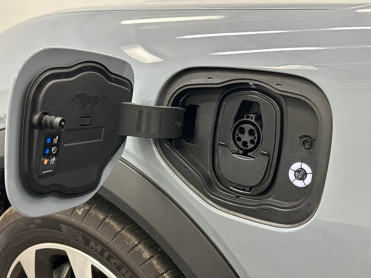 New 2024 Ford Mustang Mach-E Select w/ Comfort Package Lite image 13