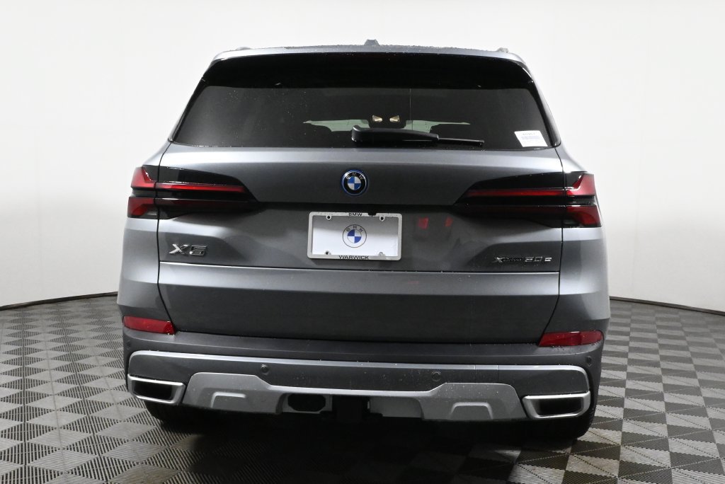 Used 2026 BMW X5 xDrive50e w/ Premium Package AWD/4WD image 6