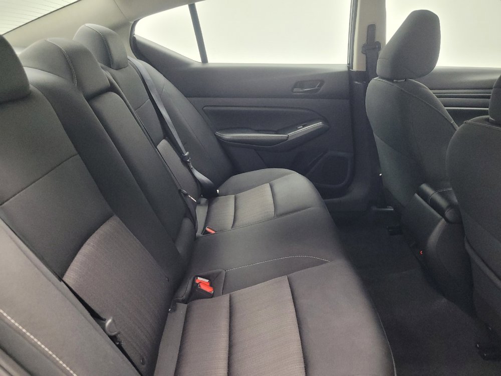 Used 2024 Nissan Altima 2.5 SV image 19