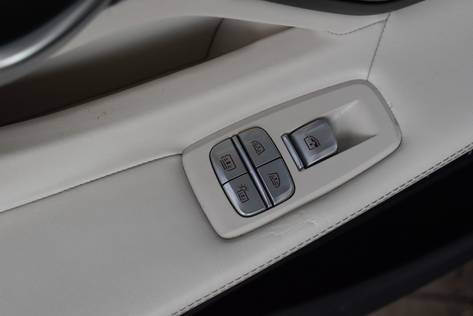 Used 2022 BMW 750i xDrive w/ Luxury Rear Seating Package AWD/4WD image 37