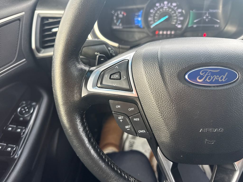 Used 2015 Ford Edge SEL w/ Equipment Group 201A image 31