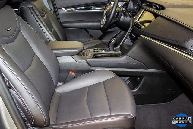 Certified 2025 Cadillac XT5 Premium Luxury image 10