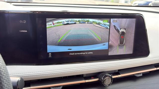 Certified 2024 Nissan Ariya AWD image 18