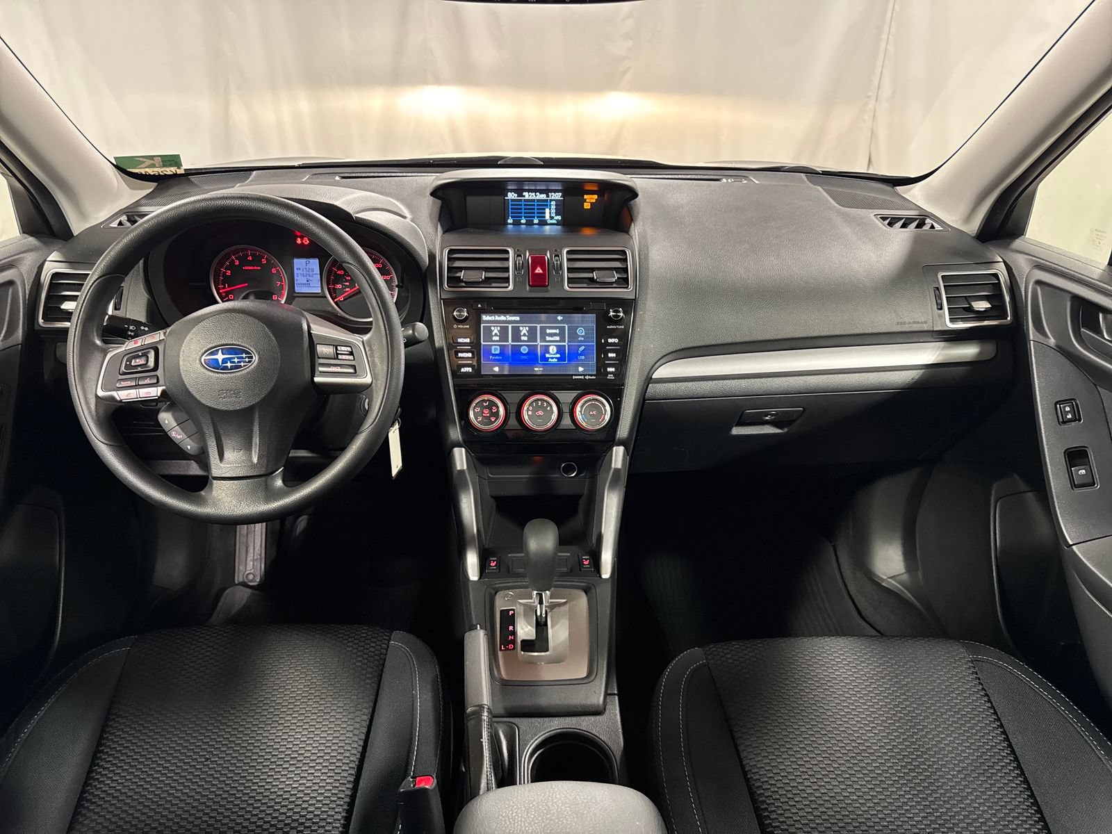 Used 2016 Subaru Forester 2.5i Premium w/ Popular Package #2 AWD/4WD image 4