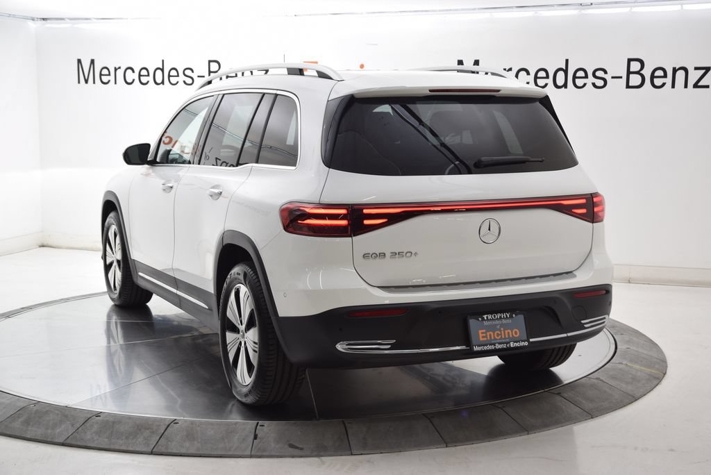 Used 2024 Mercedes-Benz EQB 250+ image 4