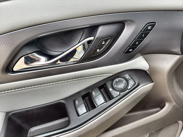 Used 2020 Chevrolet Traverse Premier w/ LPO, Floor Liner Package FWD image 22