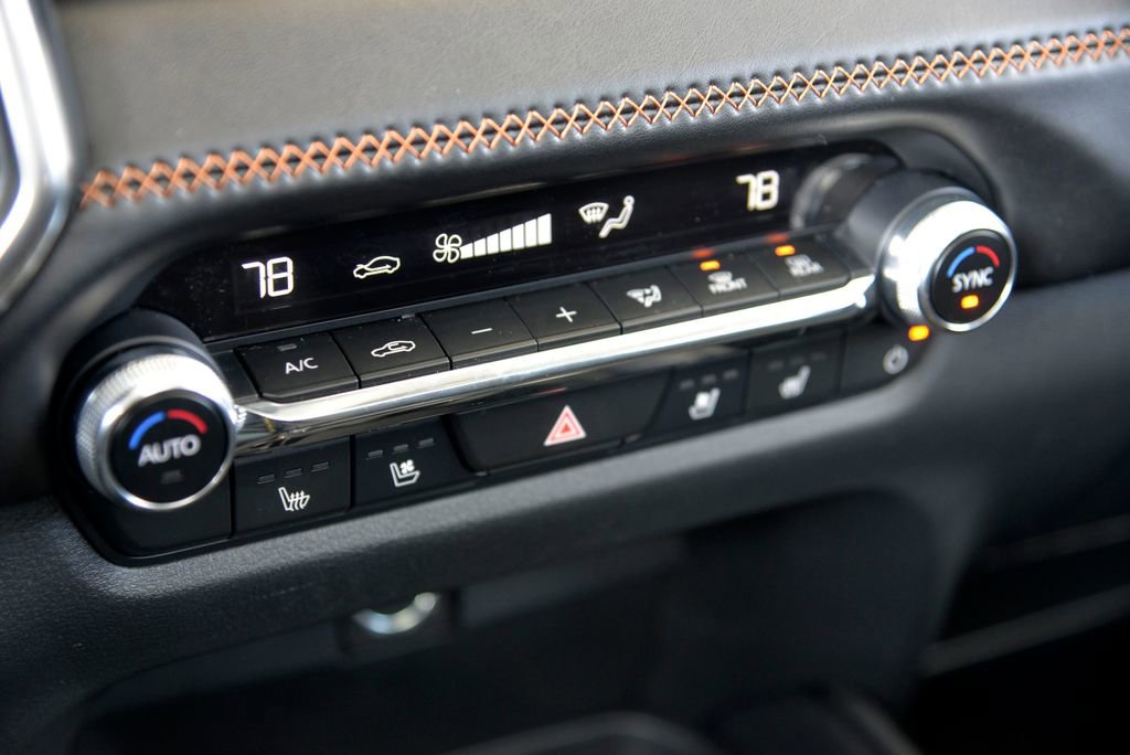 Used 2025 MAZDA CX-50 AWD 2.5 S w/ Weather Package image 24