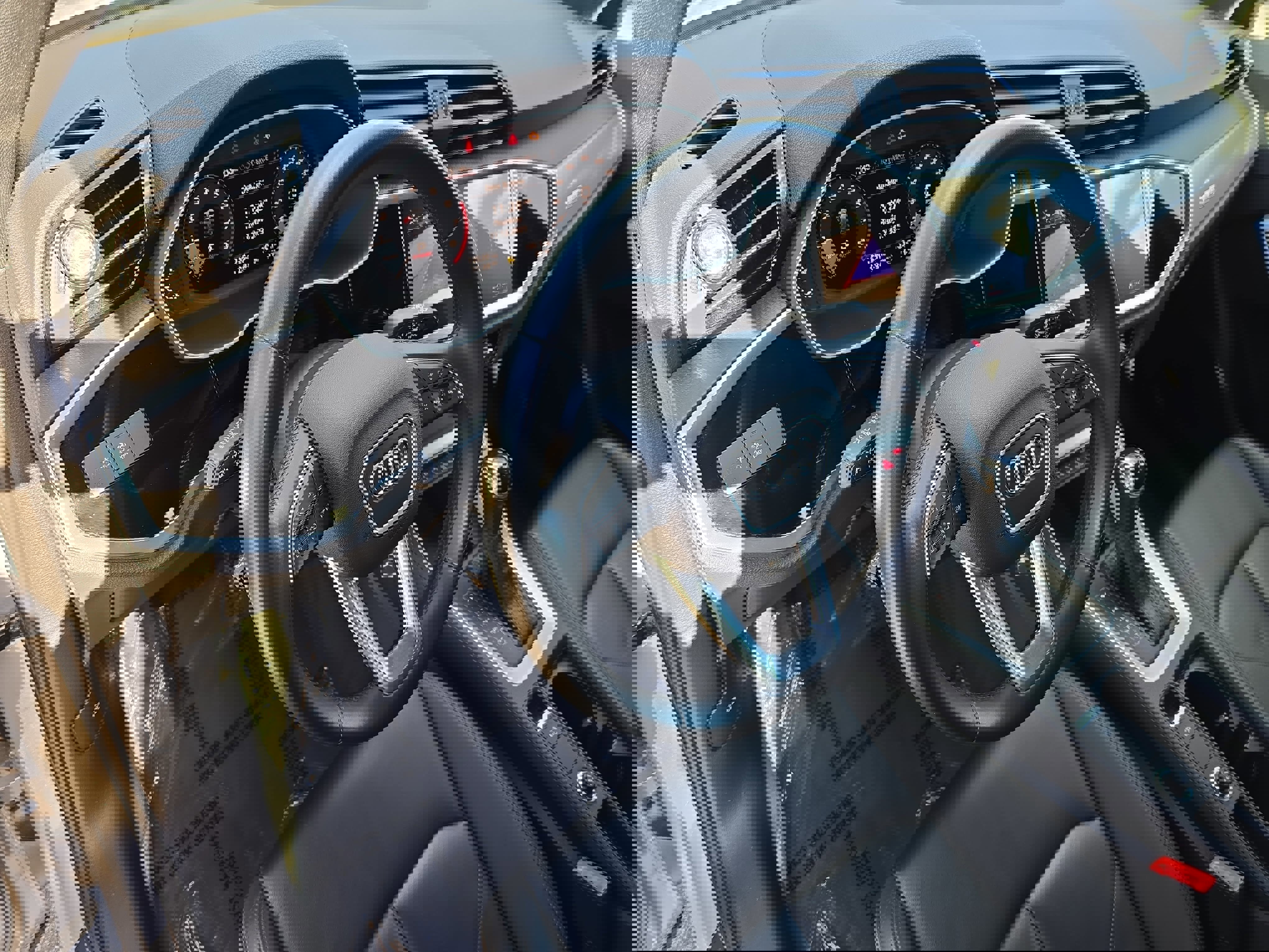 Used 2023 Audi Q3 2.0T Premium w/ Black Optic Package image 16