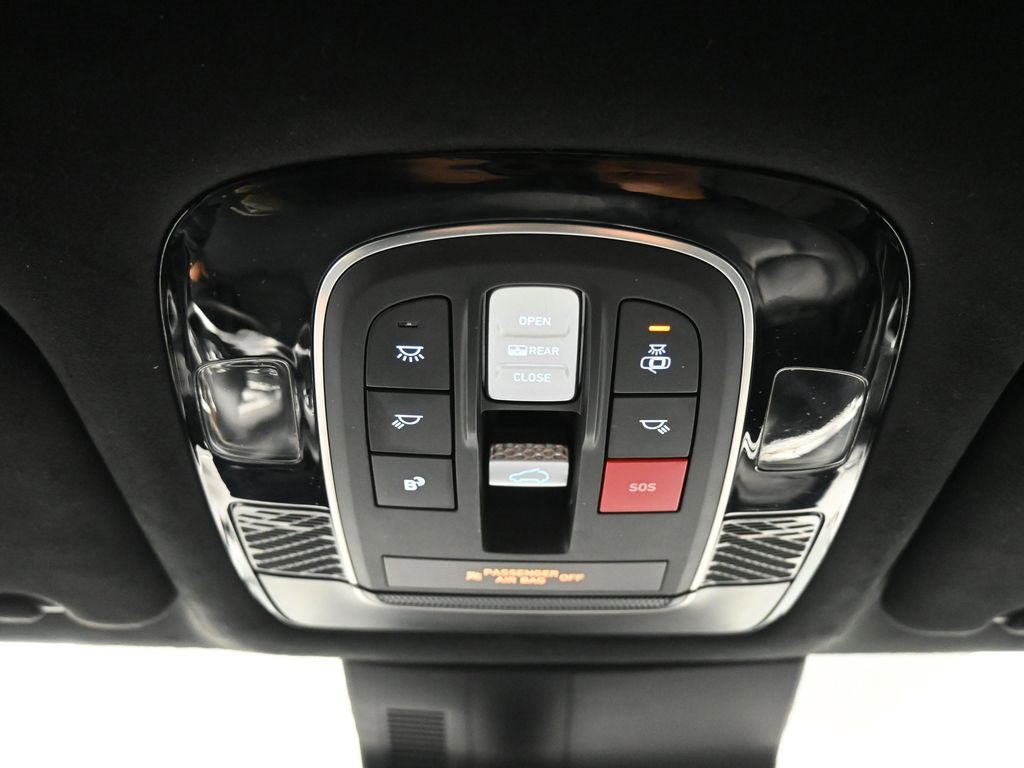 Used 2024 Hyundai Palisade Calligraphy image 17