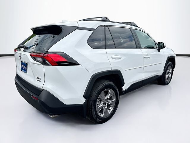 Used 2023 Toyota RAV4 XLE AWD/4WD image 9