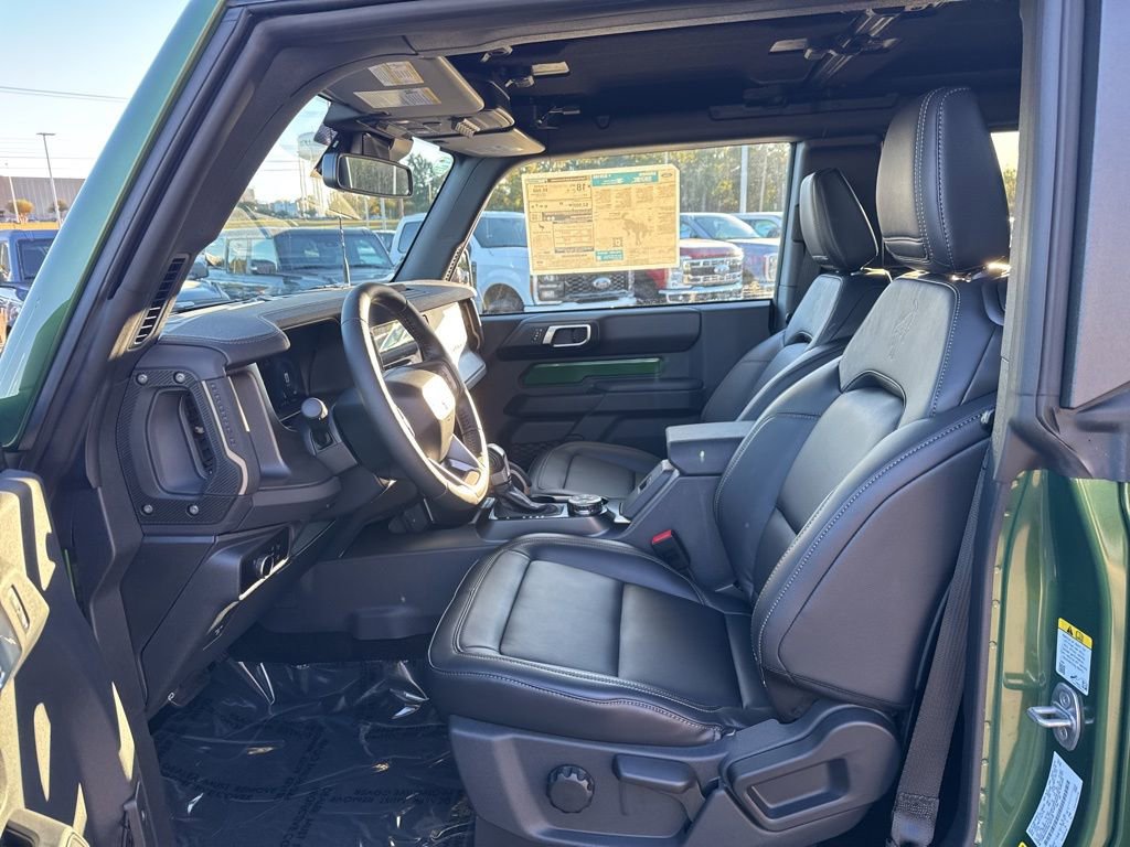 New 2025 Ford Bronco Badlands image 10