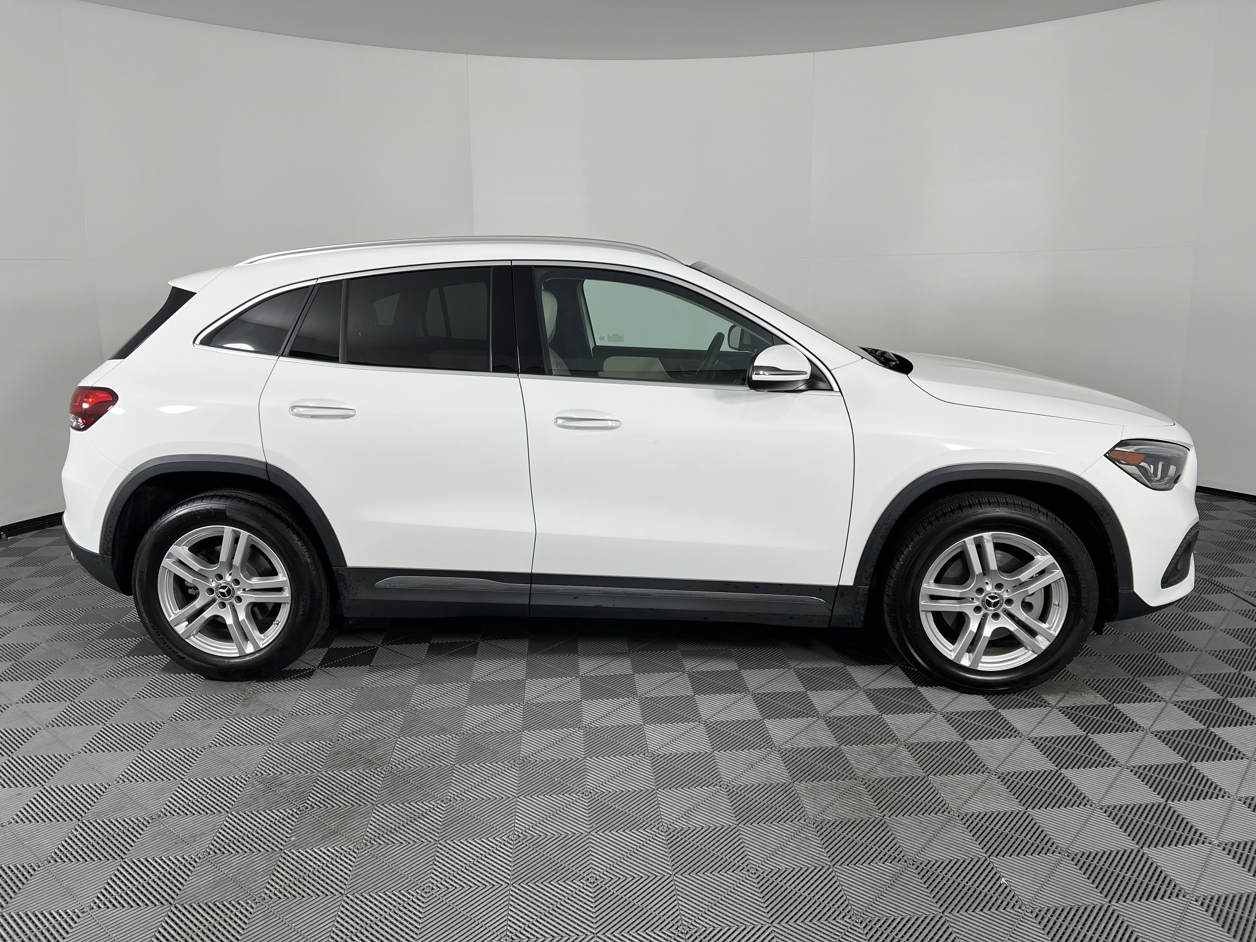 Certified 2023 Mercedes-Benz GLA 250 4MATIC image 14