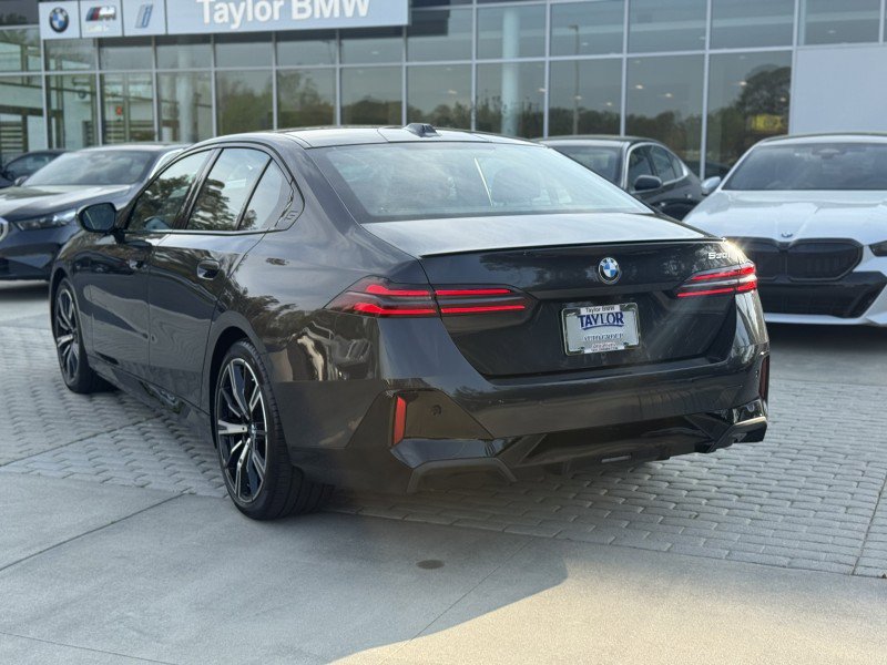 Certified 2025 BMW 530i w/ M Sport Package image 3