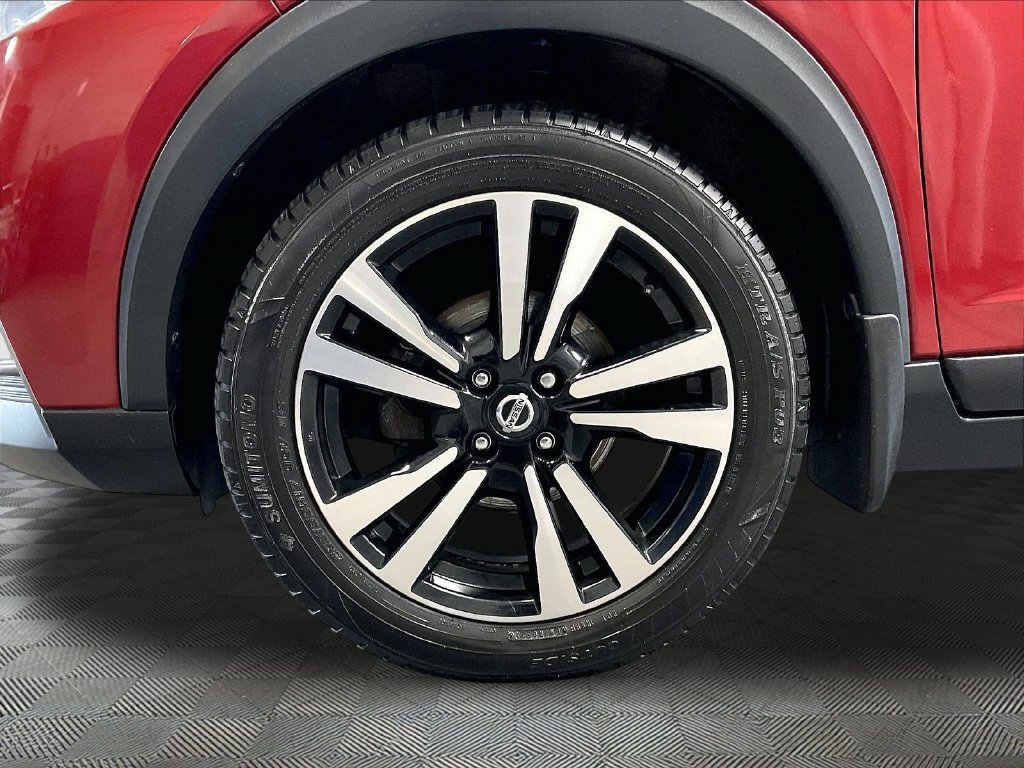 Used 2019 Nissan Kicks SR FWD image 7