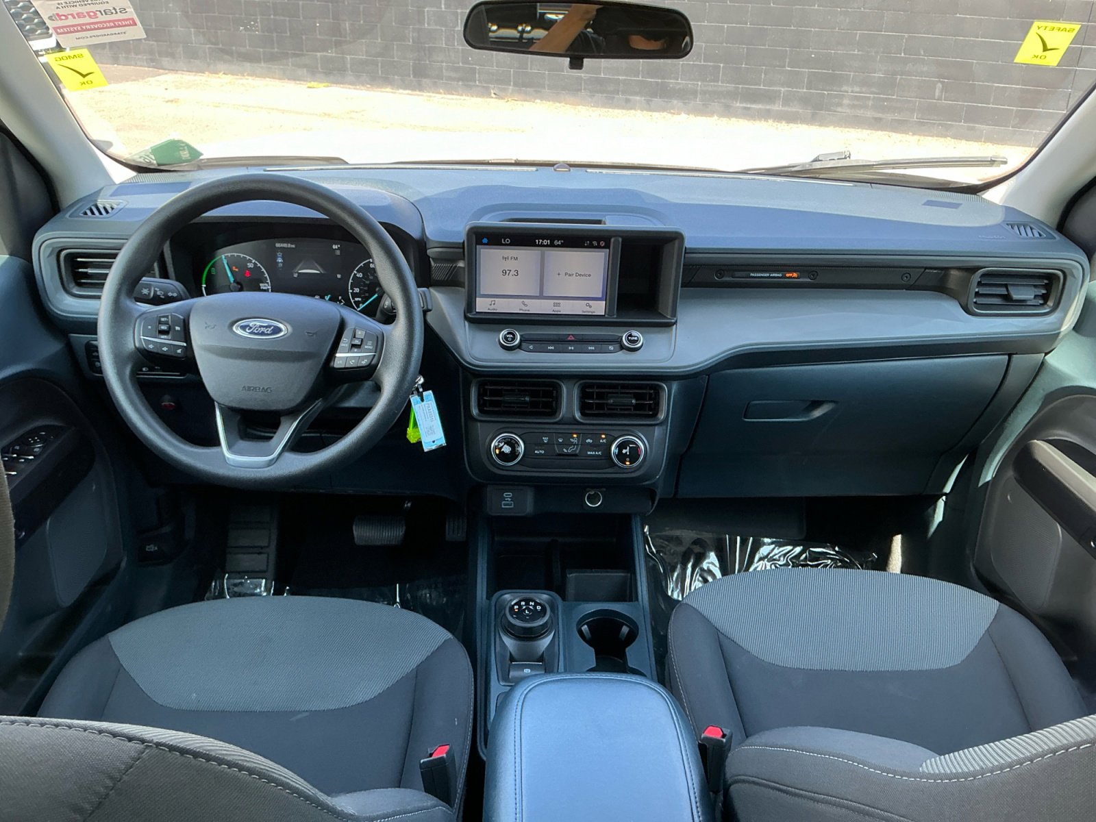 Used 2023 Ford Maverick XL FWD image 17