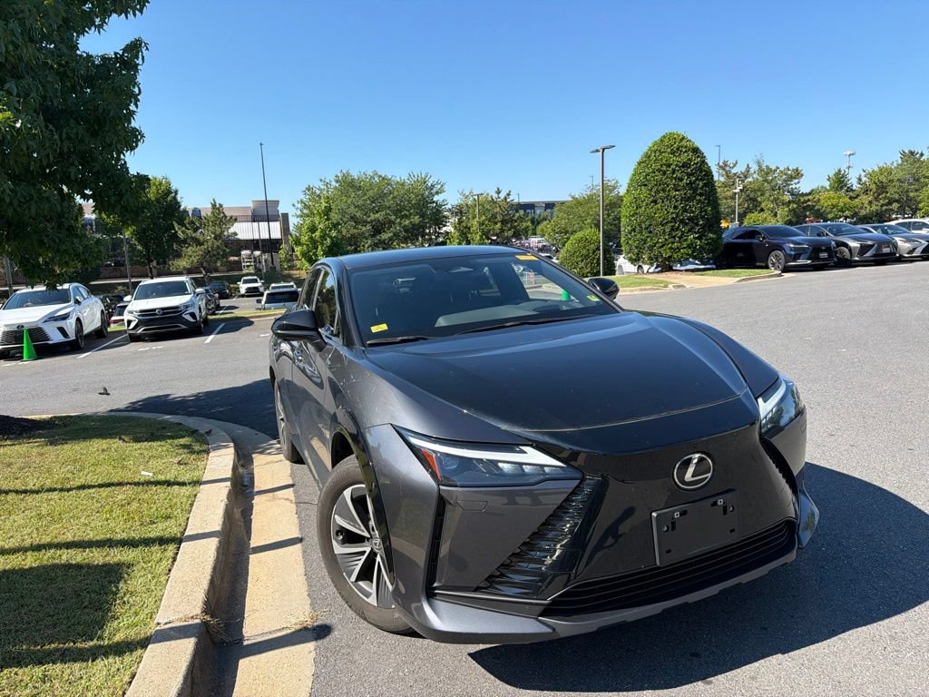 Certified 2023 Lexus RZ 450e Premium w/ Technology Package AWD/4WD image 4