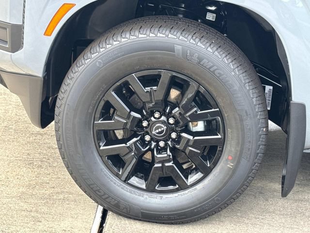 New 2026 Nissan Frontier SV RWD image 4