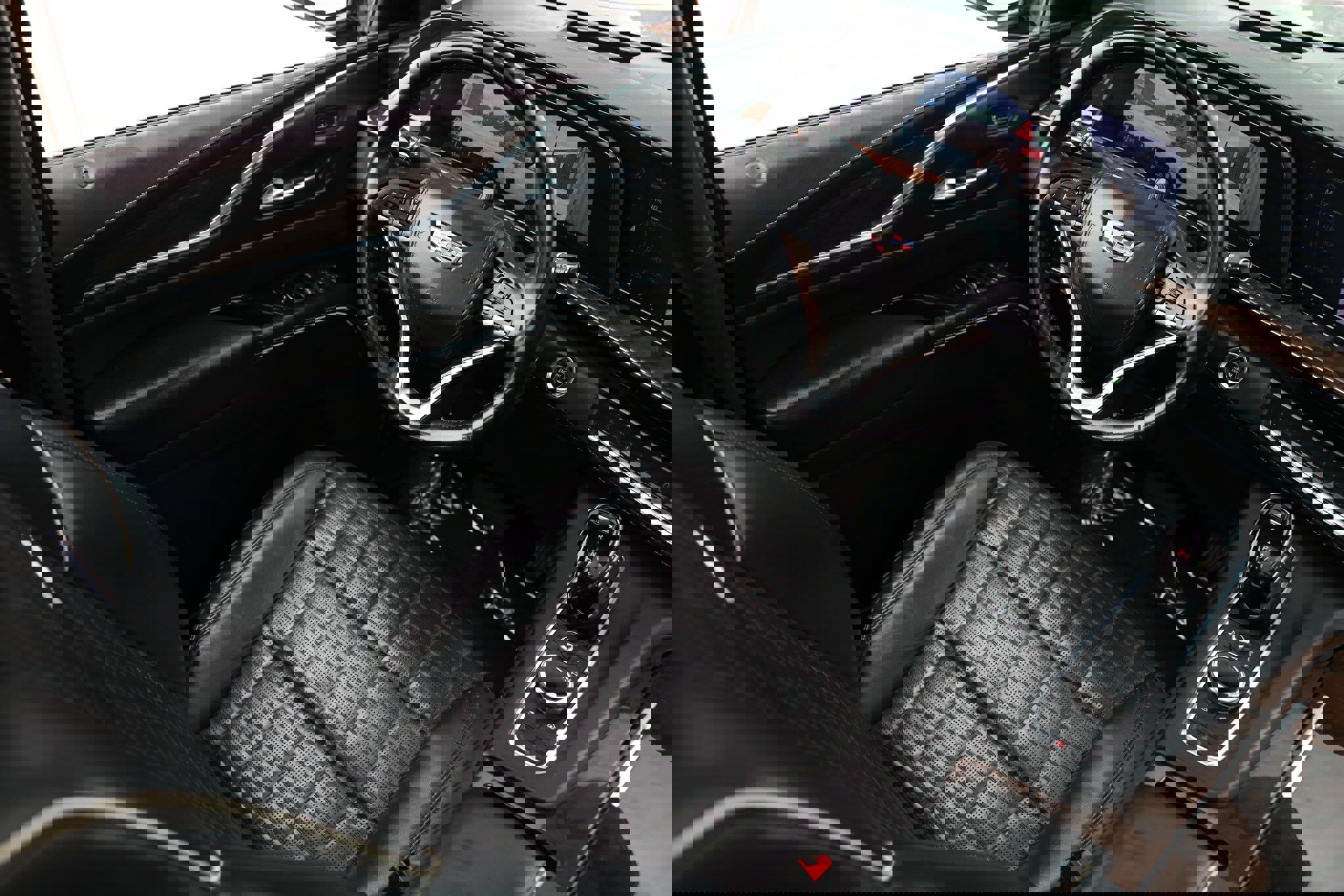 Used 2021 Cadillac Escalade Sport Platinum image 24